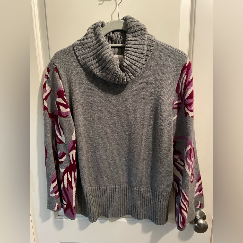 Cabi turtleneck sweater